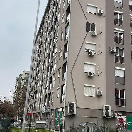 Apartment New Luminious Apartment-free Private Parking, Self Check-in