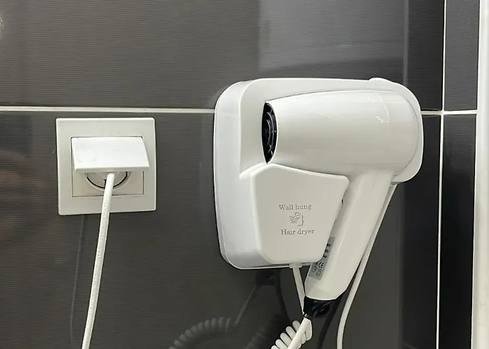 New Luminious Apartment-free Private Parking, Self Check-in * Skopje