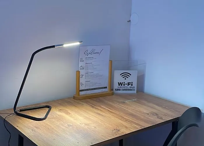 New Luminious Apartment-free Private Parking, Self Check-in *