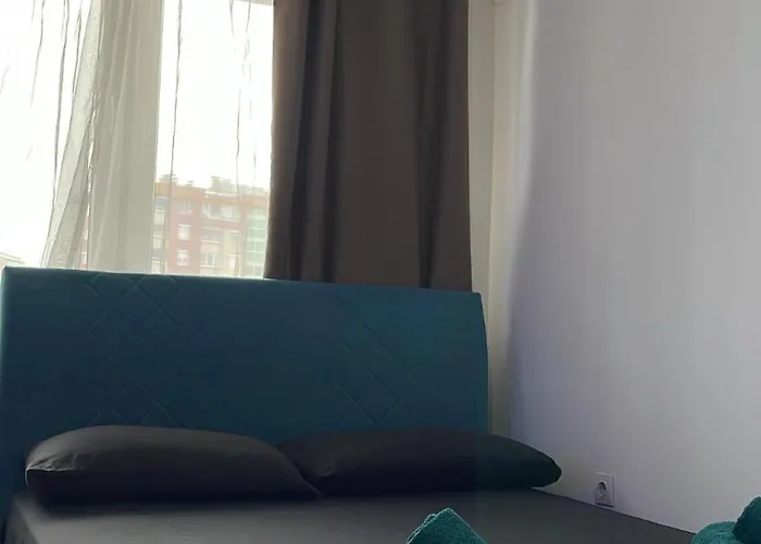 New Luminious Apartment-free Private Parking, Self Check-in