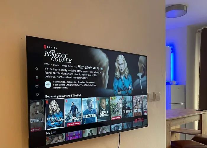 Apartment New Luminious Apartment-free Private Parking, Self Check-in *