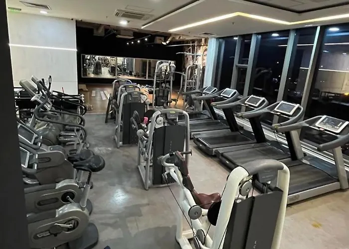 New Luminious Apartment-free Private Parking, Self Check-in Apartment Skopje